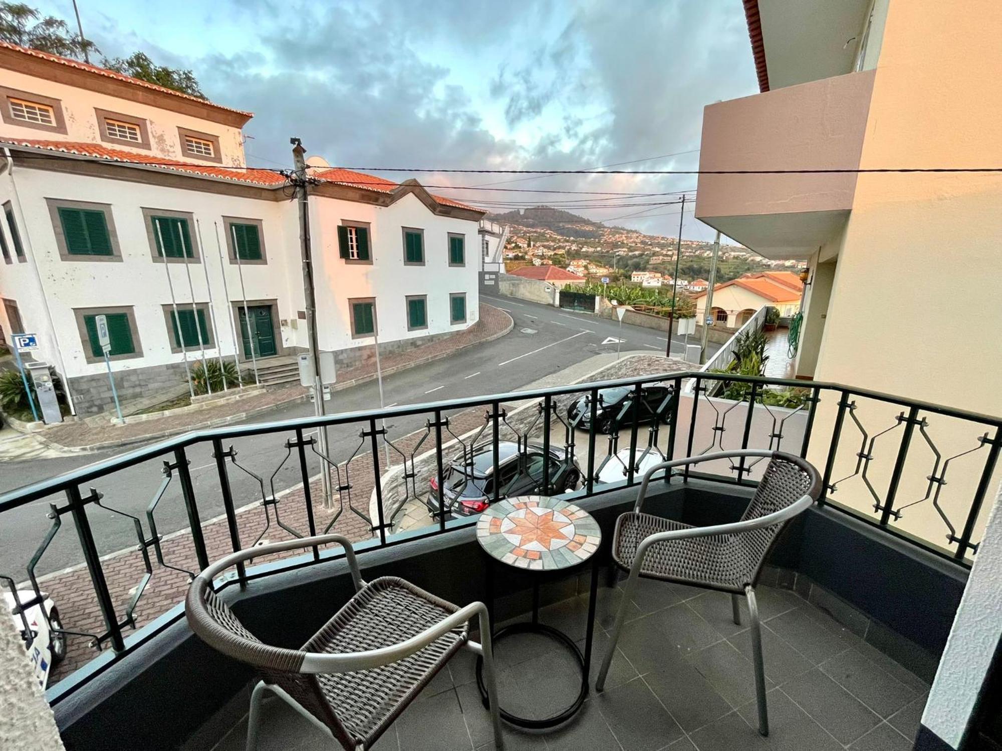 Апартаменты Mountain View Star Estreito Da Calheta Экстерьер фото